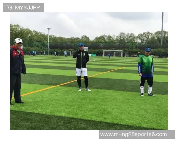 精彩足球服图片大全展示让你领略不同风格与设计的魅力与时尚